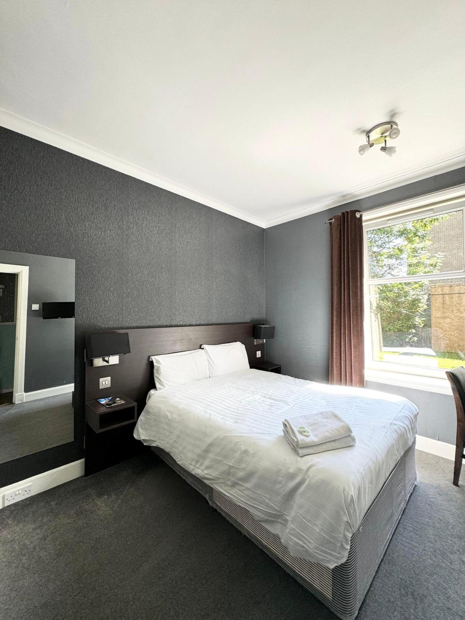 Murrayfield Park Guest House Edinburgh Exterior photo